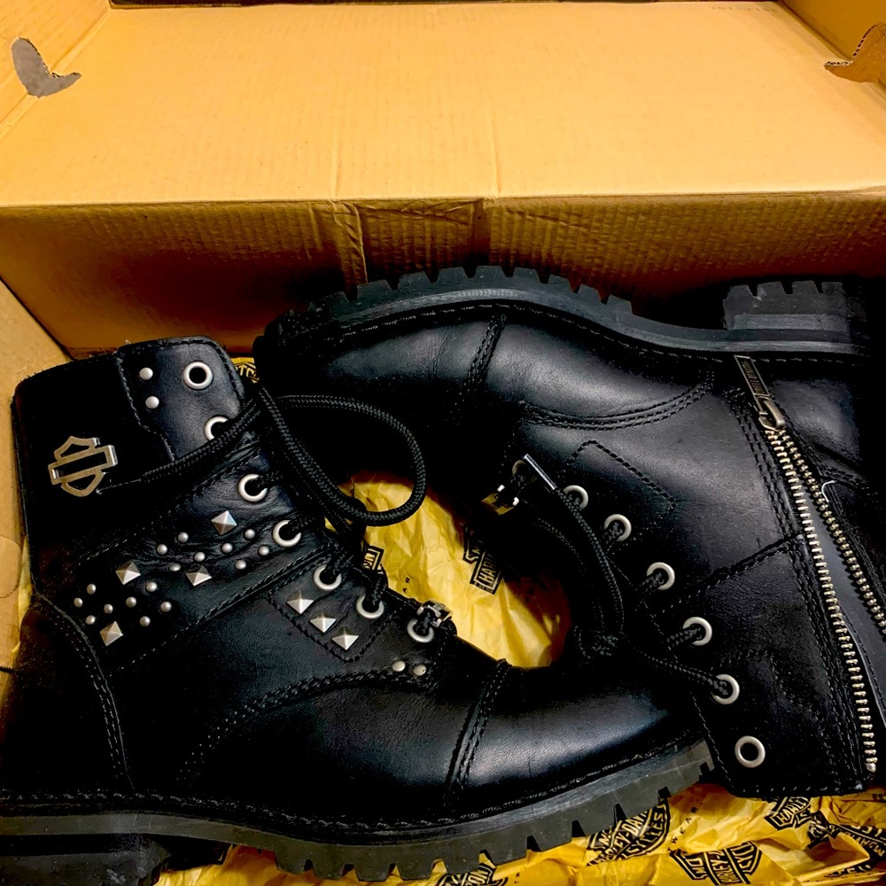 Harley Davidson riding boots. Black. Size 6